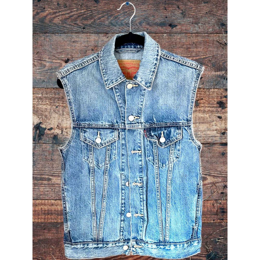 MEN’S-LEVI STRAUSS-LEVI’S-Denim Trucker Vest- SIZE US SMALL